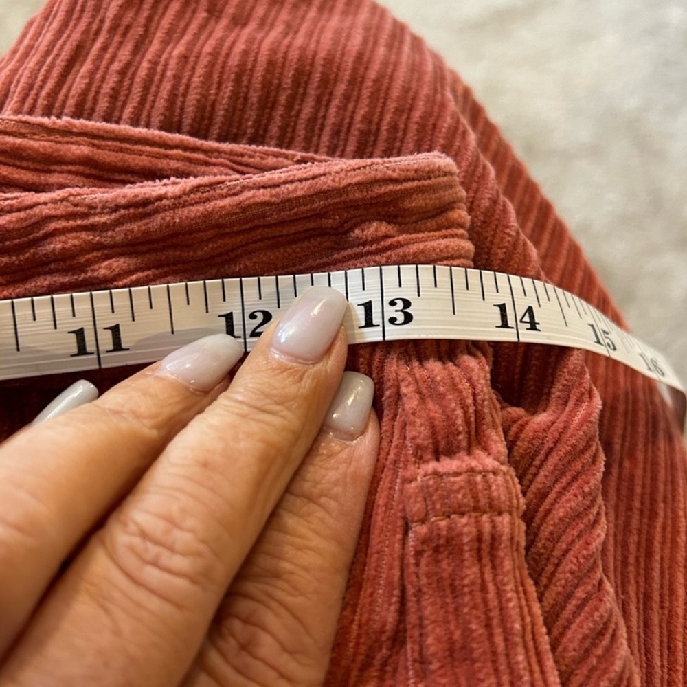 Weekday Ace Coral Corduroy Wide Leg Trouser Pants - Picture 4 of 9